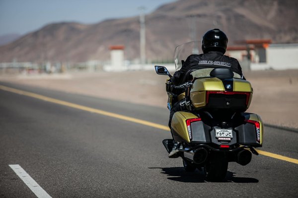 10 rallyes moto incontournables autour du globe à découvrir absolument